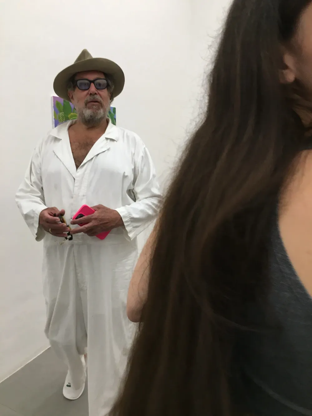 Julian Schnabel in visita alla mostra